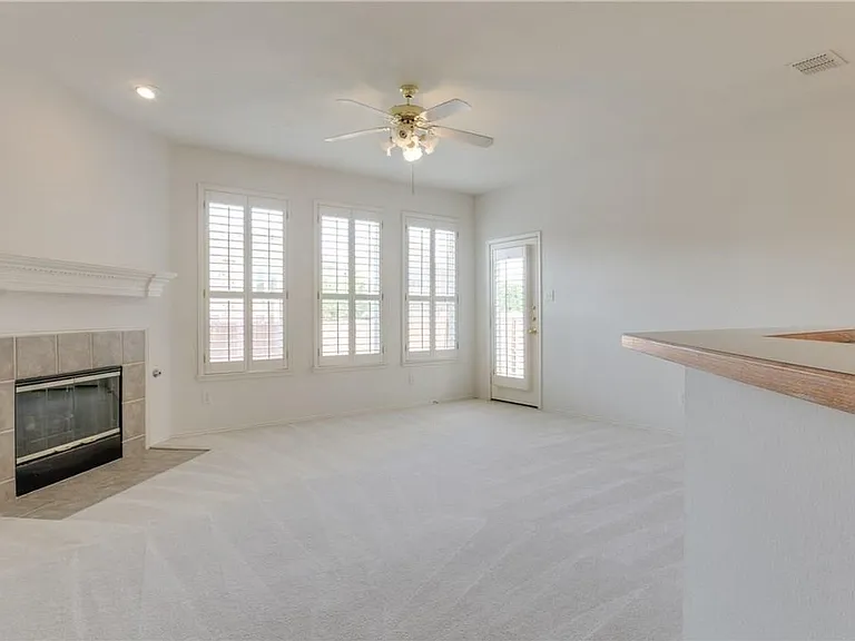 4440 Waskom Dr — Photo 5