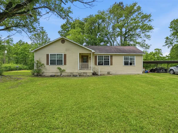 2396 County Road 2050, Hull, TX 77564