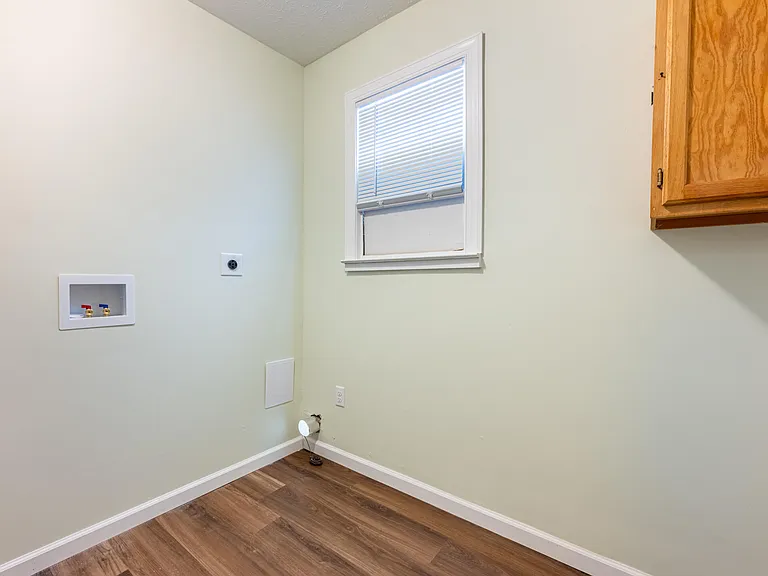 1013 Virginia Ave — Photo 21