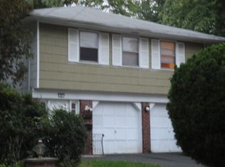 31 Tuxedo Pl, Vauxhall, NJ 07088