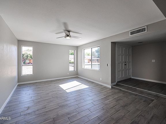 5th image of 4434 W VILLA THERESA Drive
