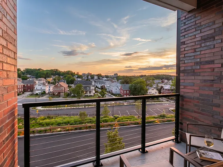 191 Washington St #306 — Photo 9