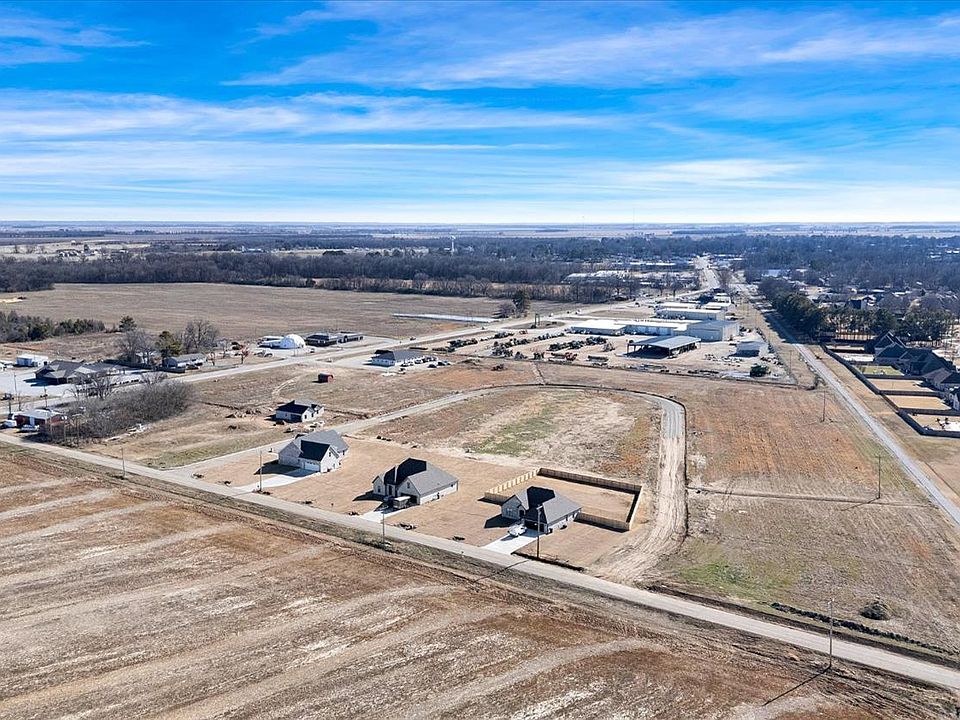 2nd image of 13 Arrow Ests