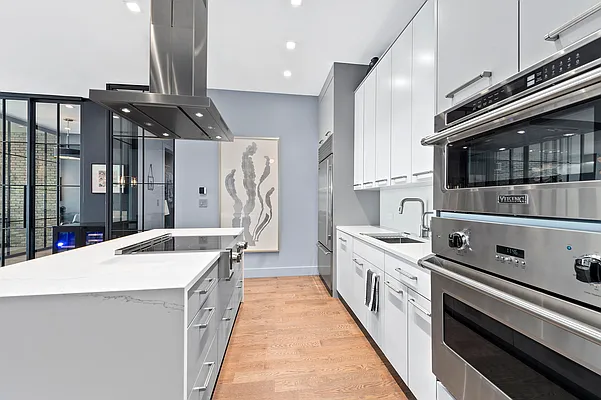 Sold by Compass | media 8