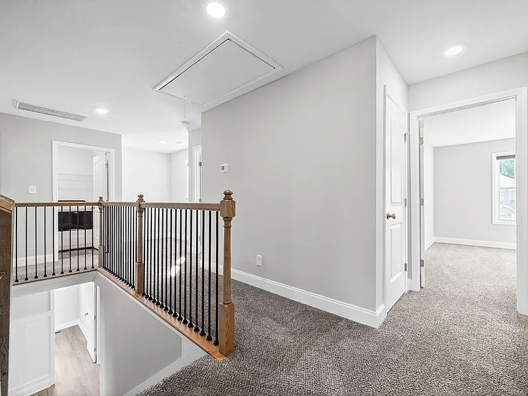 528 Macy Lynn Dr — Photo 18