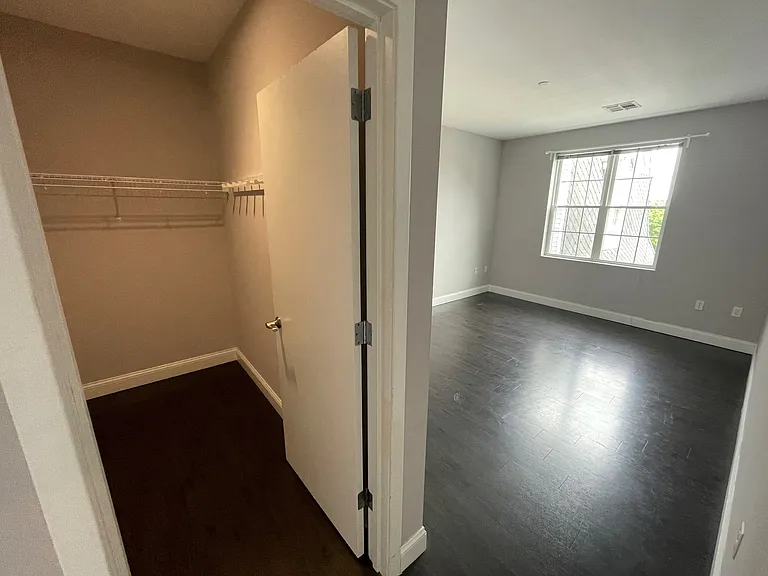 431 River Street — Photo 12
