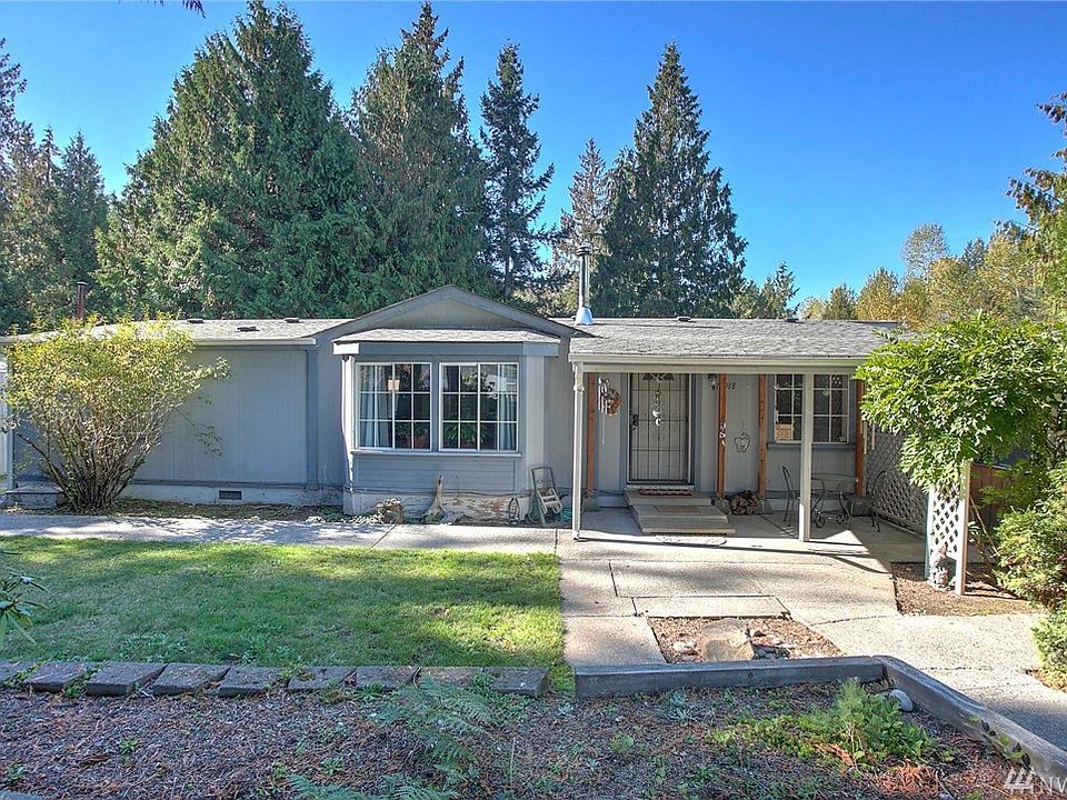 1st image of 12918 207th Ave E