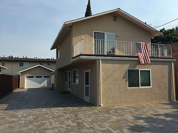 4th image of 2331 Bailey Ave