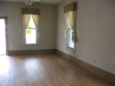 5th image of 821 W 6th St
