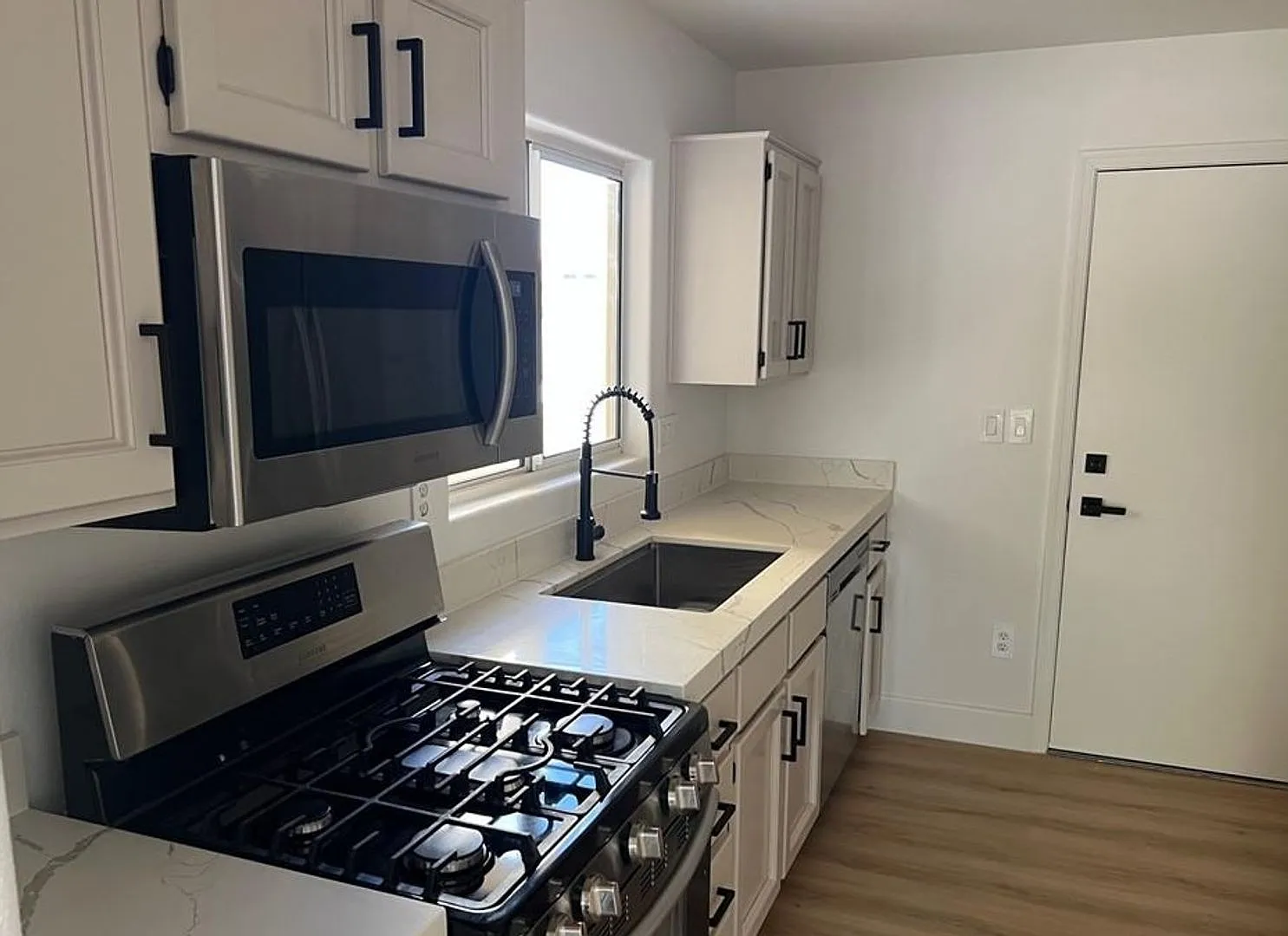 Beautifully Renovated 2-Bedroom Home in Sun City Summerlin | Single Story — Photo 2