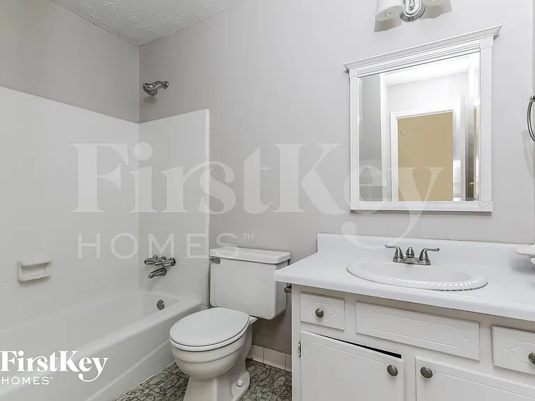 1459 Ridgeland Ct — Photo 9