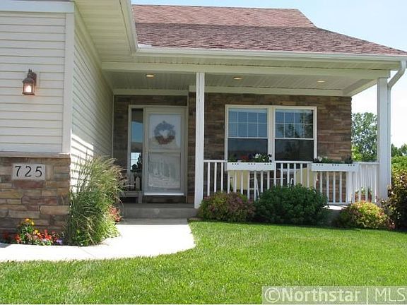 2nd image of 725 Acacia Dr S