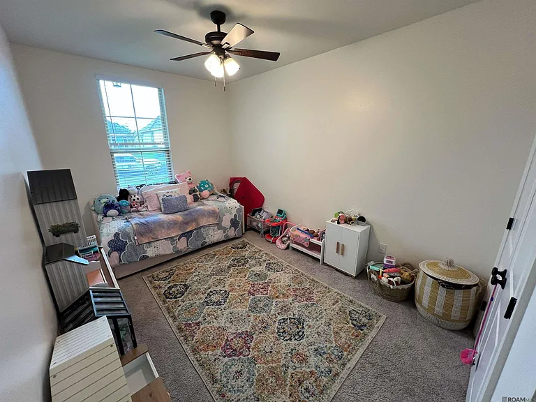 18945 Corlis Green Dr — Photo 15