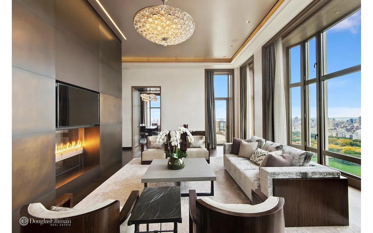 15 Central Park West residence