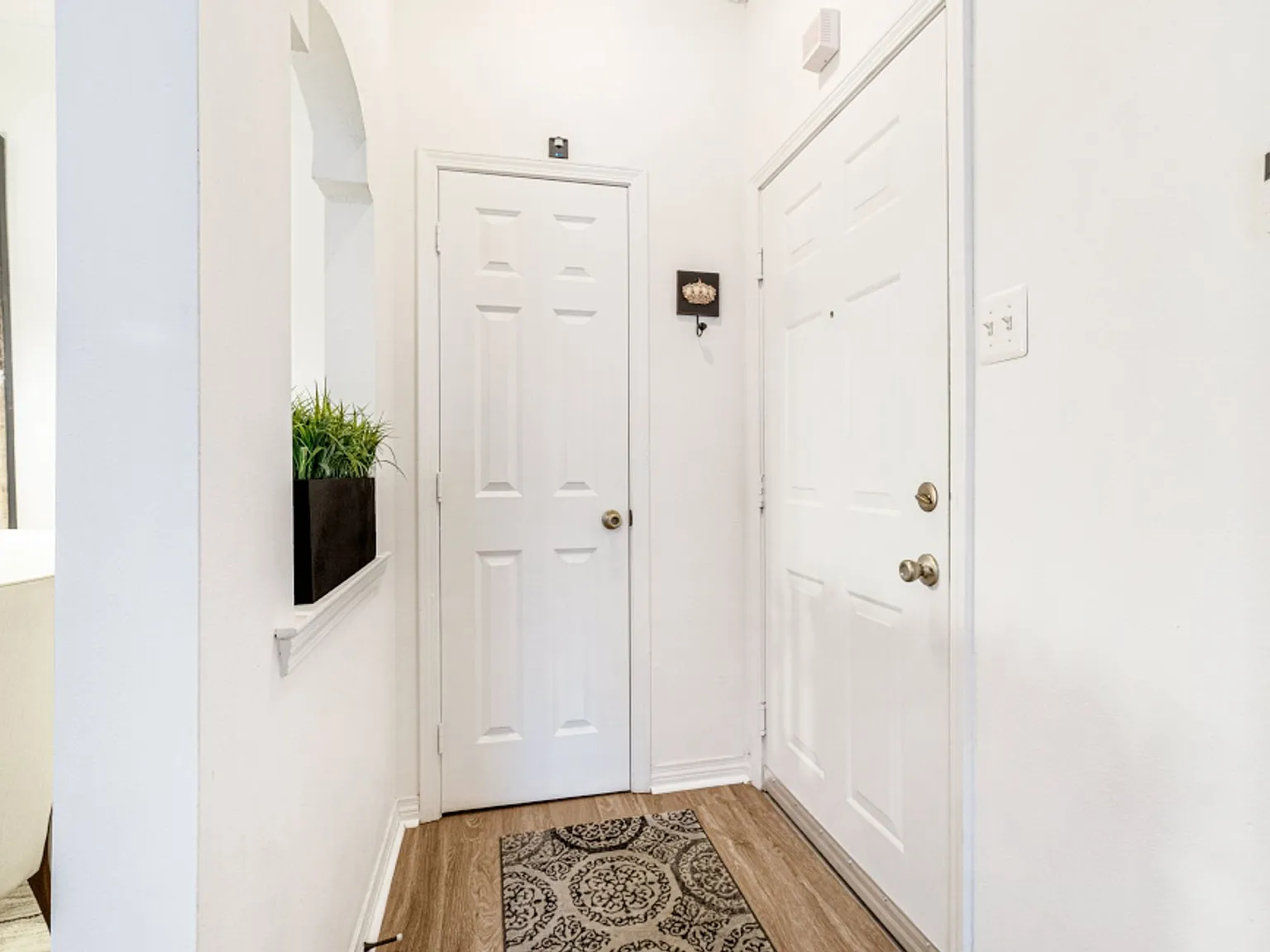 Lakes of Chateau Estates South — Photo 4
