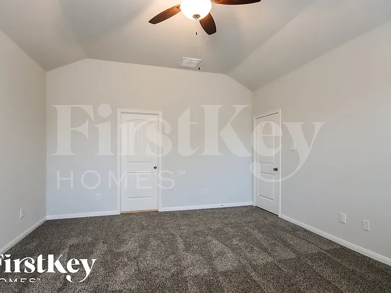 11024 Patriot Ct — Photo 7
