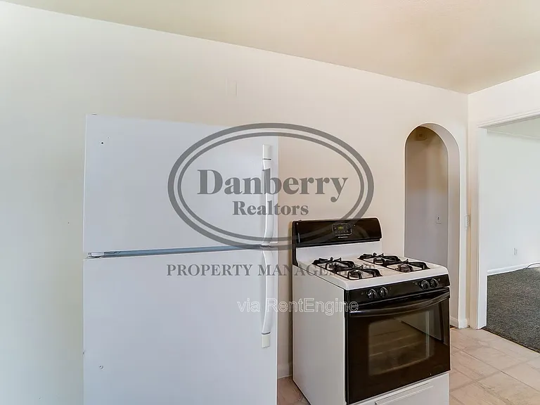 919 Brookley Blvd — Photo 10