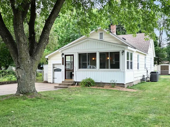 4225 W 7th St, Winona, MN 55987