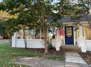 1001 W B St, Russellville, AR 72801