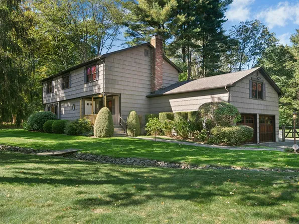 7 Morehouse Lane, Norwalk, CT 06850