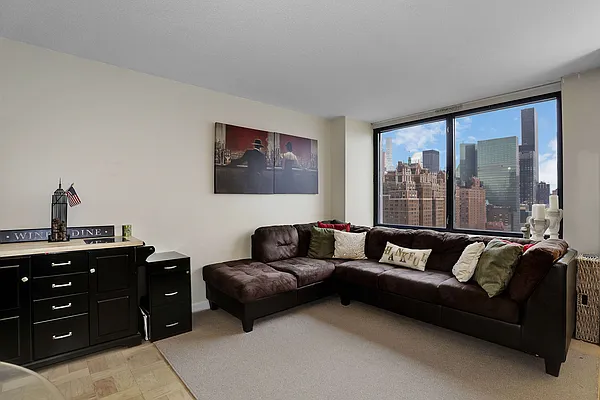 Sold by Carini Group | media 1