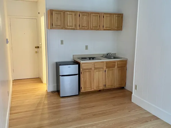 272 Newbury St APT 2, Boston, MA 02116