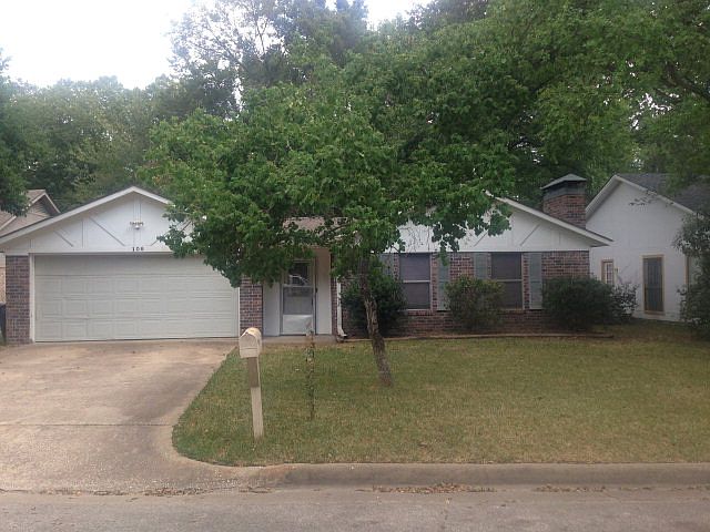 1st image of 106 Mistywood Cir