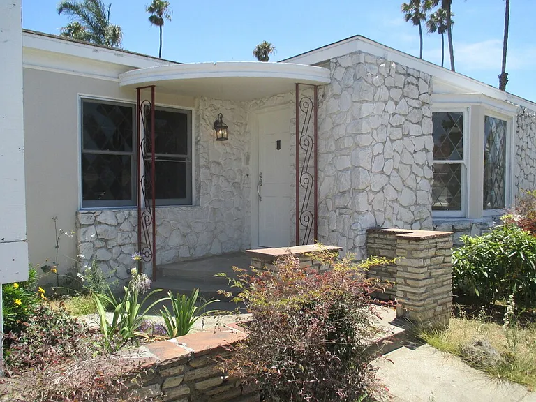 806 Venice Blvd — Photo 9