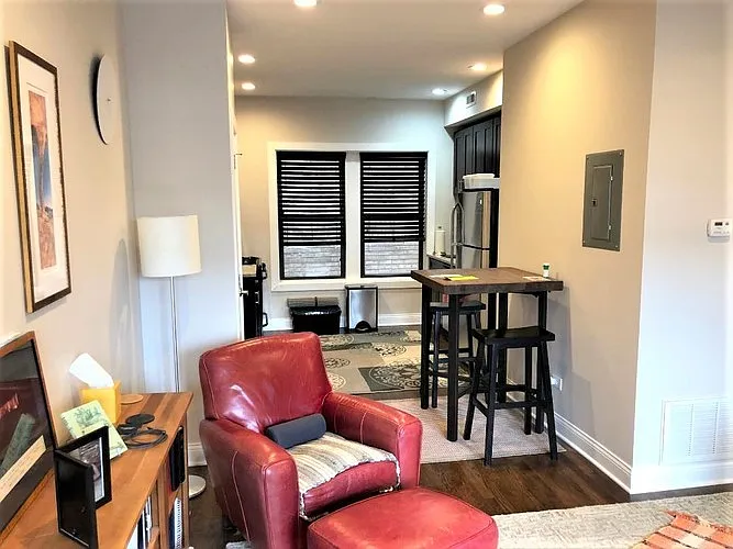 525 W Barry Ave #527-2N — Photo 7