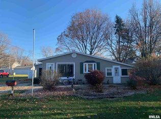 608 Robert St, Henry, IL 61537