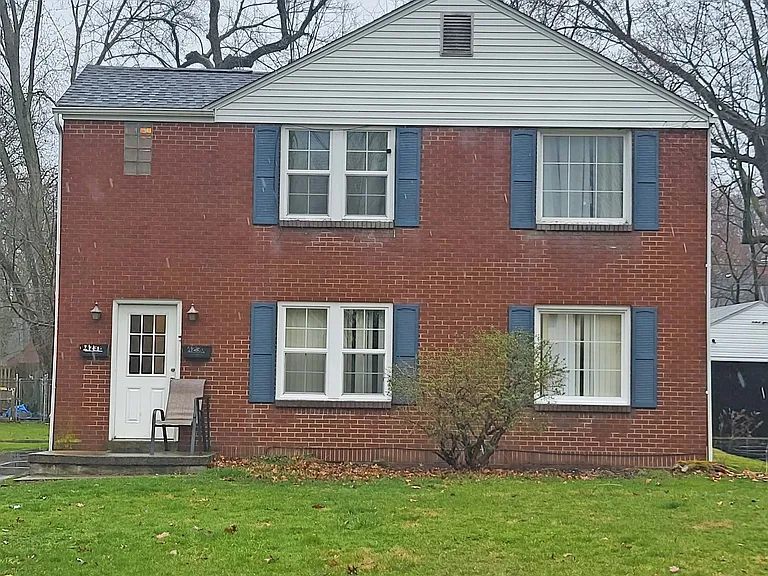 4230 Chester Dr — Photo 8