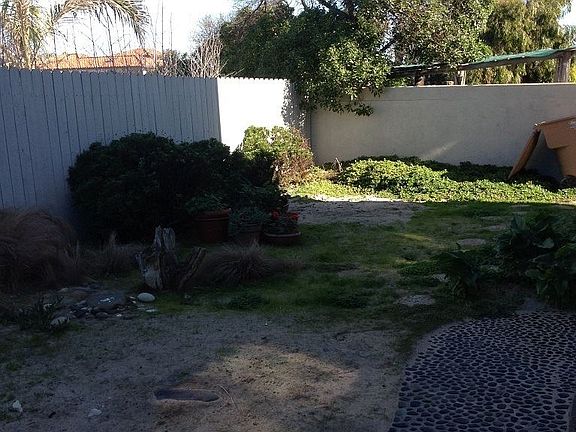 2nd image of 1377 Hanover Ln