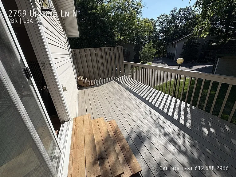 2759 Upland Ln N — Photo 13