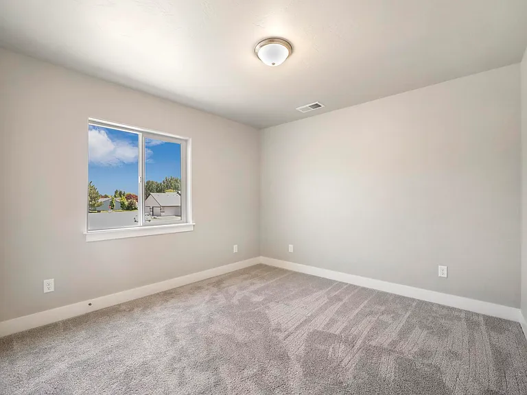 191 Woody Ave — Photo 18