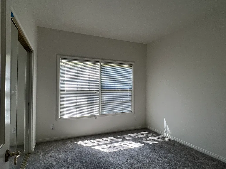 41 Hillcrest Mdws — Photo 29