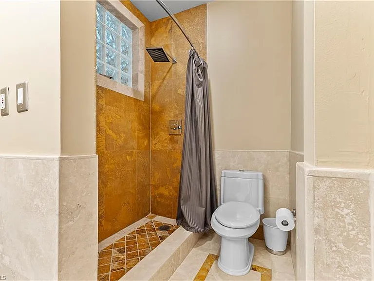 1845 Les Chateaux Blvd #202 — Photo 28