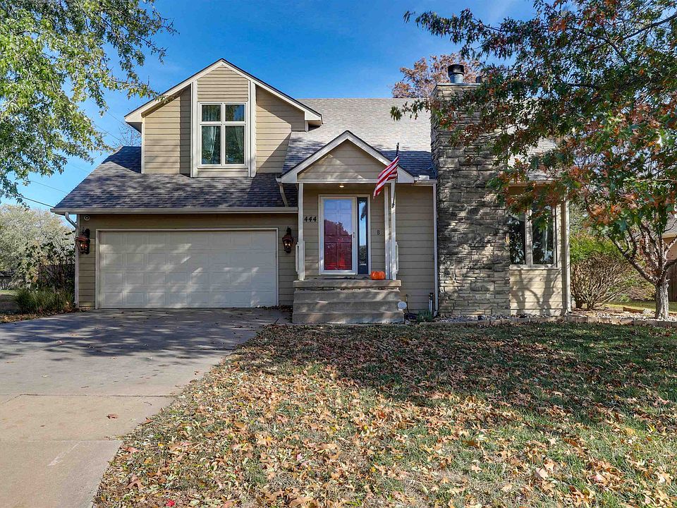 1st image of 444 Greenvalley Dr