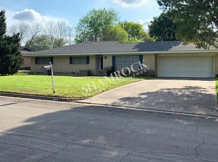 444 Topeka Dr, Woodway, TX 76712