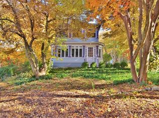 4 Old Schoolhouse Rd, Purdys, NY 10578