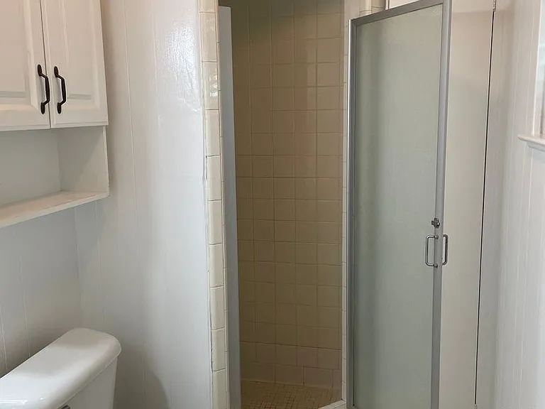 5025 Loch Lomond Dr — Photo 14