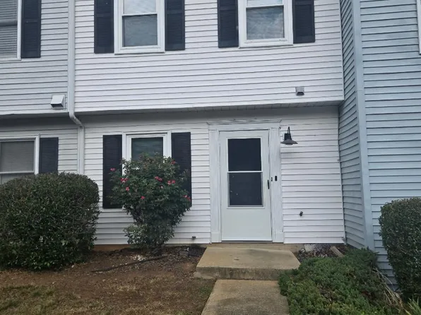 4 Providence Ct, Durham, NC 27705