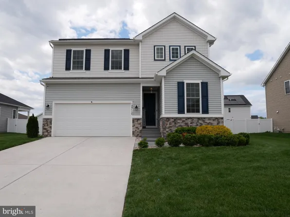 12710 Nelson Dr, Hagerstown, MD 21740