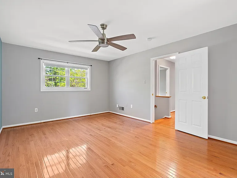 13604 Wisteria Dr — Photo 23