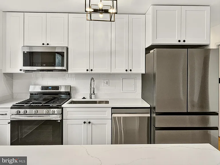4100 W St NW #511 — Photo 11
