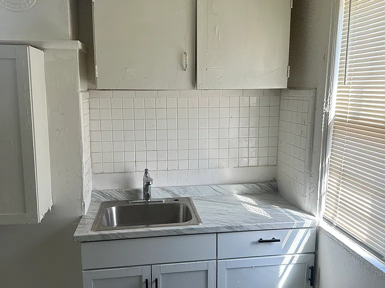 2020 N 20th St — Photo 2