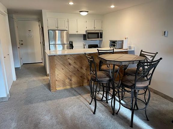 4th image of 2160 Mount Werner Cir #3203