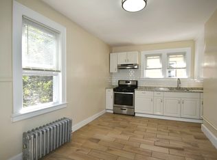 12 Ward Pl FLOOR 2, Montclair, NJ 07042