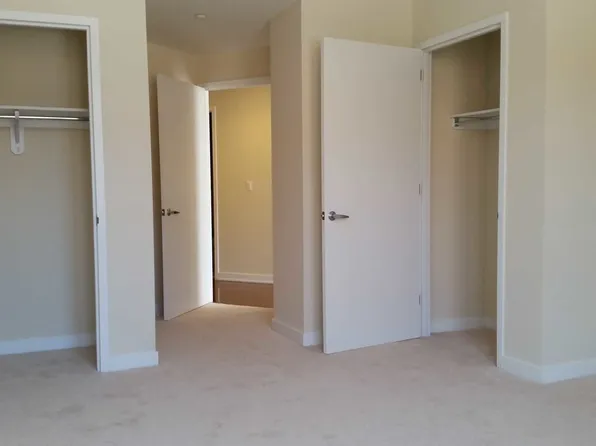 305 Palisade Avenue image 17 of 19