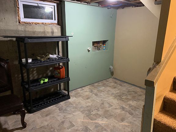 3rd image of 3315 Goldsmith Ln