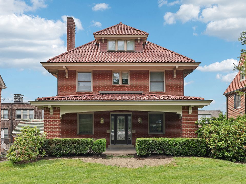 A top of the line rental that makes a statement